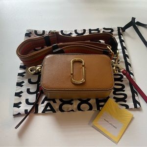 Authentic Marc Jacob’s Snapshot bag